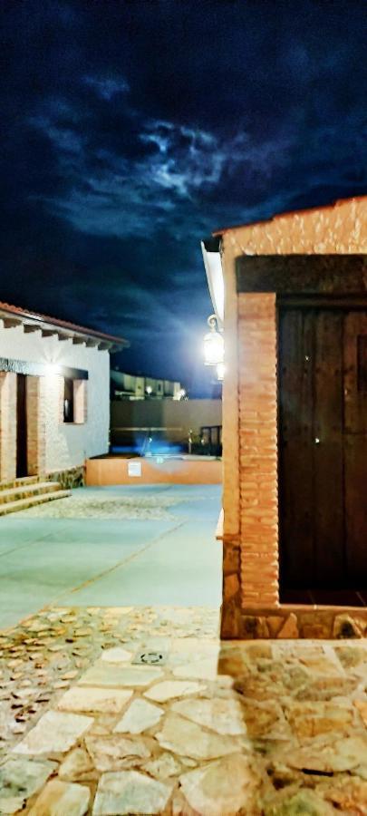 Los Montes Casa de hóspedes Casas de Miravete Exterior foto