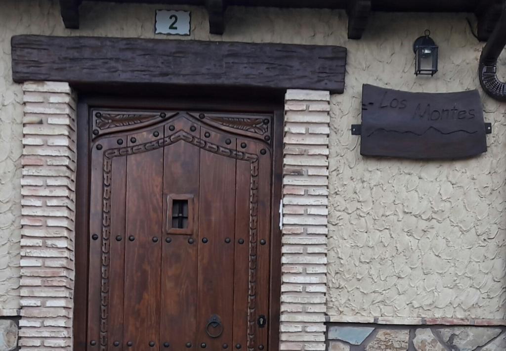 Los Montes Casa de hóspedes Casas de Miravete Exterior foto